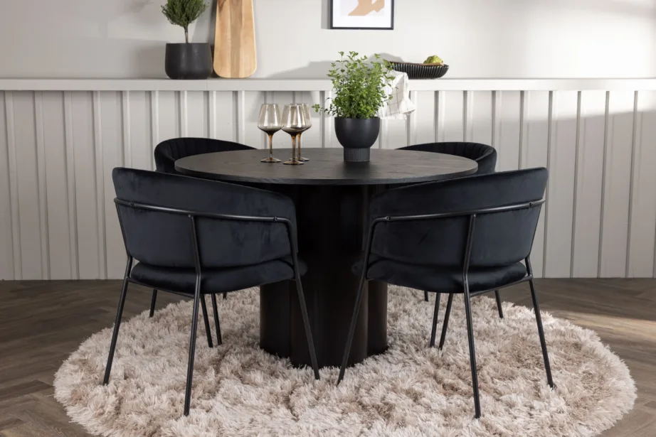 Ümmargune must söögilaud Olivia ja mustad sametist söögitoolid Selma, GR23835 – 4