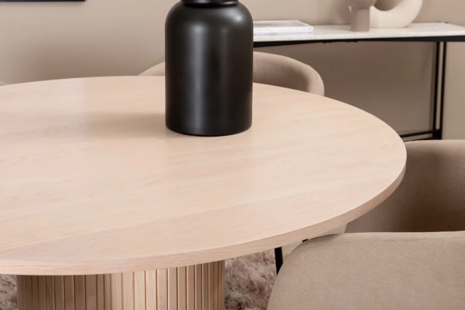 Ümmargune söögikomplekt Bianca – valge peitsiga laud ja beežid Berit toolid, GR22205 – 7