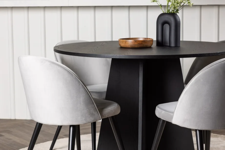 Ümmargune söögikomplekt Bootcut – must laud ja hallid velvettoolid, GR22869 – 9