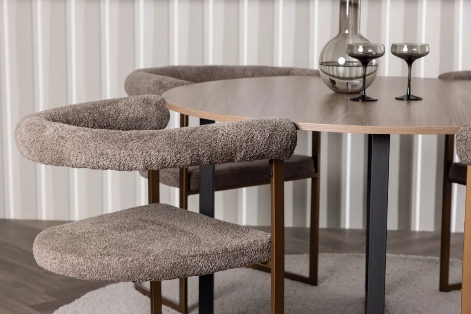 Ümmargune söögikomplekt Durango, pähklitooni MDF laud ja pruunid Night toolid (Ø120 cm), GR23924 – 10