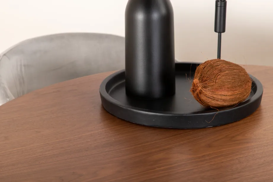 Ümmargune söögilauakomplekt Bianca (pähklitoon, 4 helehalli samettooli Berit), GR22488 – 7