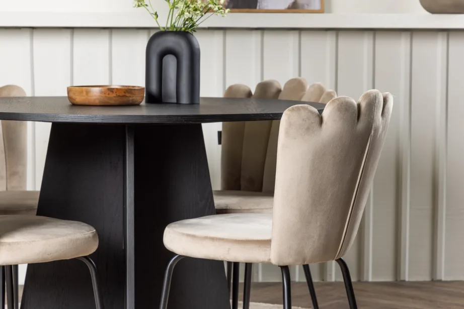 Ümmargune söögilauakomplekt Bootcut musta laua ja beežide velvettoolidega (ø110 cm), GR23255 – 9