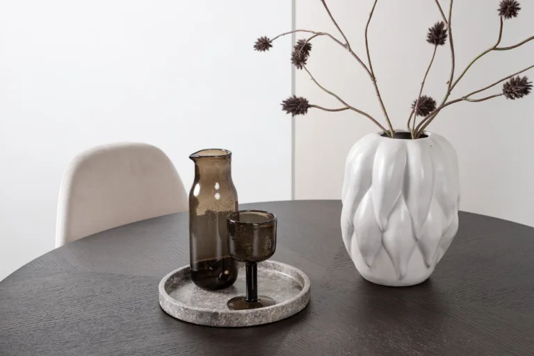 Ümmargune söögilauakomplekt Copenhagen (mokkavineer, beež velvet, 4 tooli) - GR22852