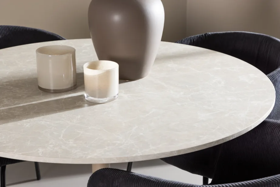 Ümmargune söögilauakomplekt Lycke (MDF, beež) koos nelja musta sametise Berit tooliga, GR24383 – 10