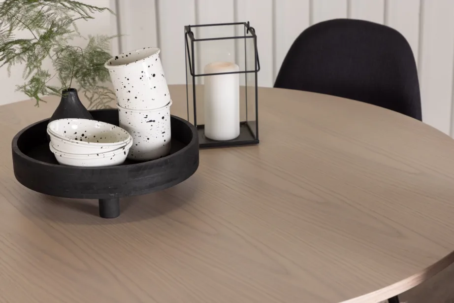 Ümmargune söögilauakomplekt Olivia (valge peitsiga laud, 4 musta Polar tooli), GR22878 – 10