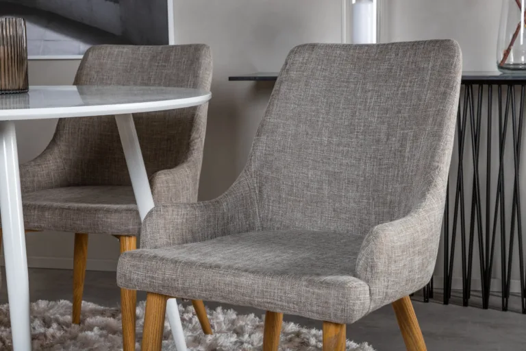 Ümmargune söögilauakomplekt Plaza (valge laud, 4 halli tooli) - GR23986