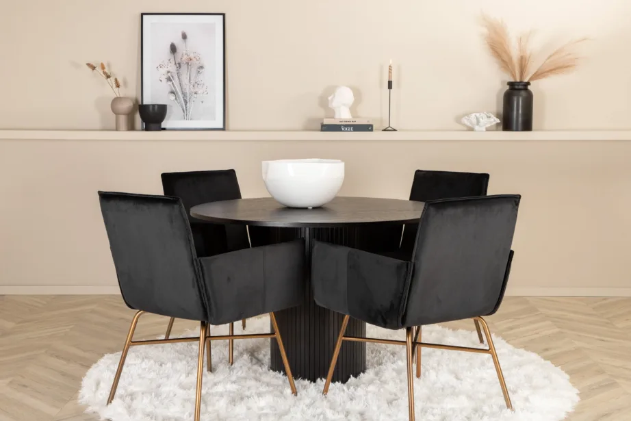 Ümmargune söögilaud Bianca komplektis nelja musta sametist Petra tooliga, GR22507 – 5