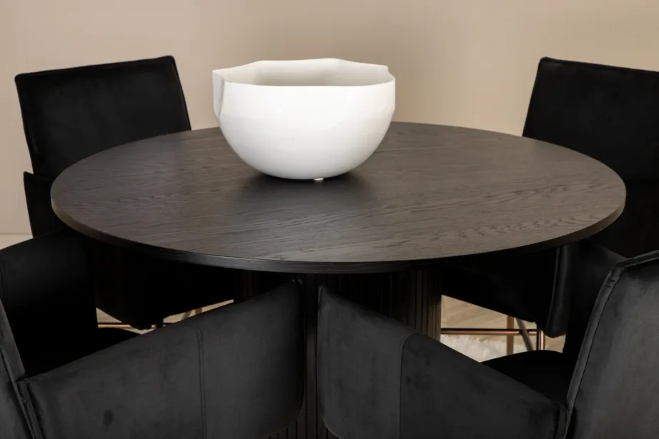 Ümmargune söögilaud Bianca komplektis nelja musta sametist Petra tooliga, GR22507 – 6