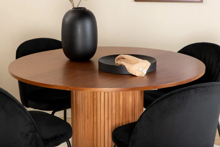 Ümmargune söögilaud Bianca pähklispooniga ja mustad sametist toolid, GR22221 – 7