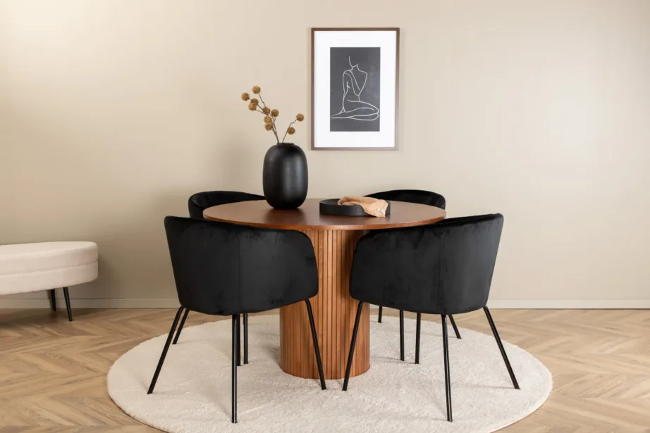 Ümmargune söögilaud Bianca pähklispooniga ja mustad velvetist Berit toolid, GR22224 – 2