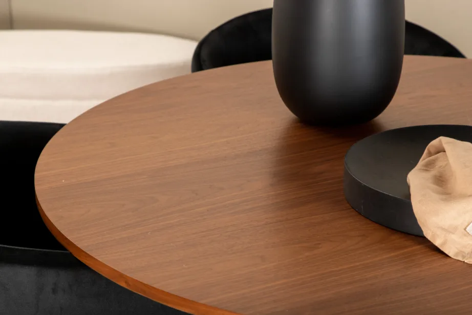 Ümmargune söögilaud Bianca pähklispooniga ja mustad velvetist Berit toolid, GR22224 – 8