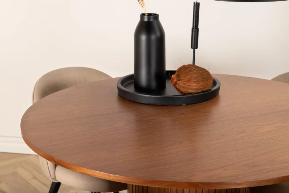 Ümmargune söögilaud Bianca (pähklivineer, ø110cm) ja beežid polsterdatud toolid, GR22486 – 18