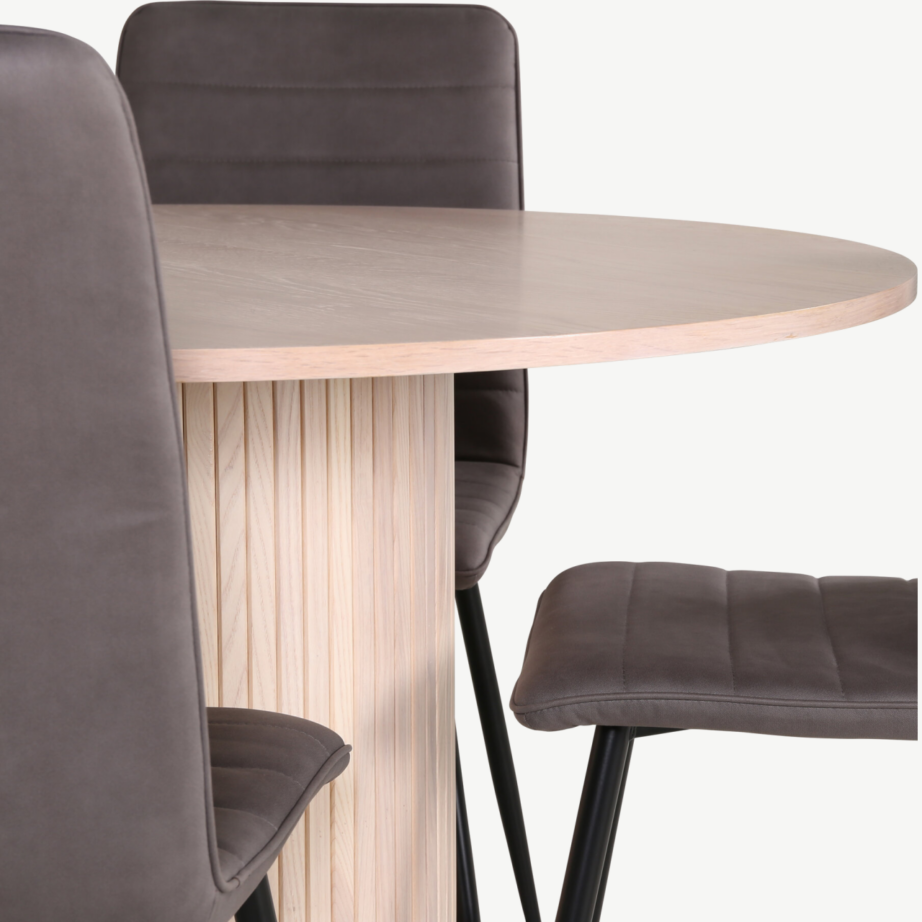 Ümmargune söögilaud Bianca valge peitsiga, 4 musta sametist tooliga, GR22475 – 3