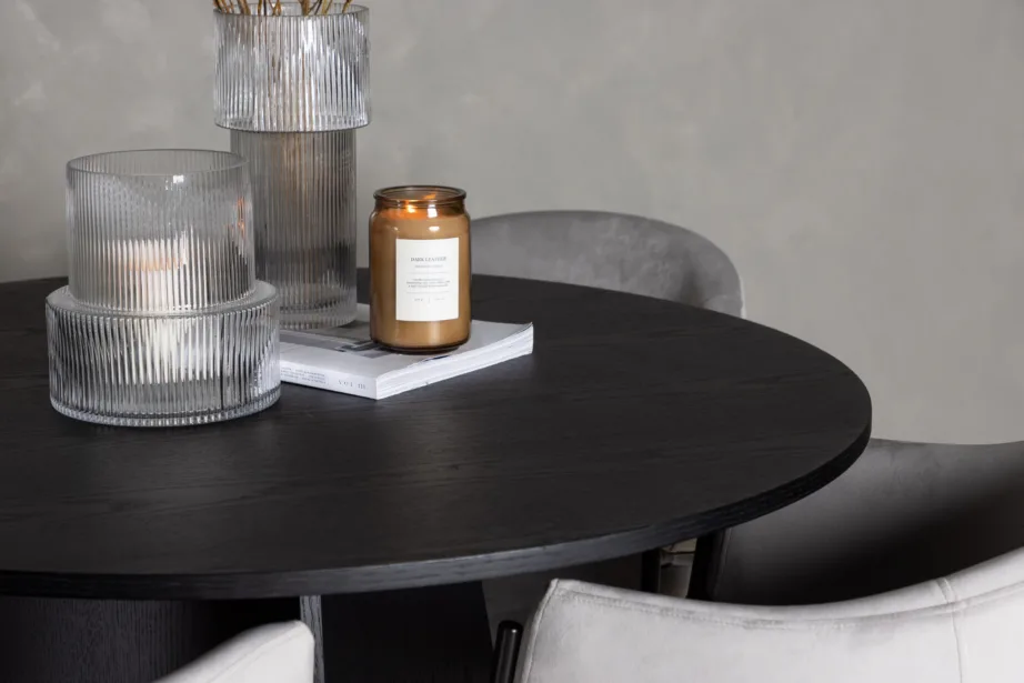 Ümmargune söögilaud Bootcut ja helehallid velvetist Evelina toolid (must MDF, Ø110cm), GR23795 – 6