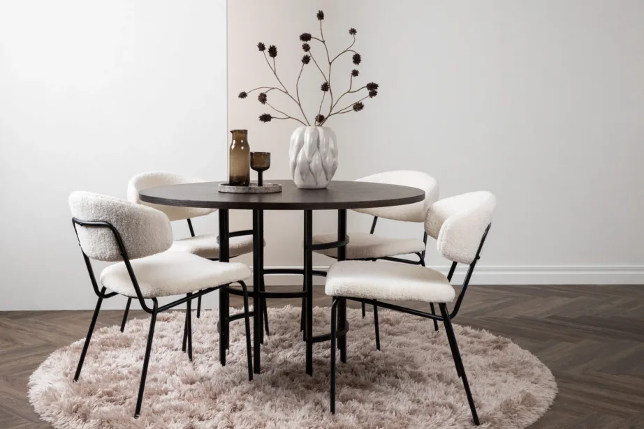 Ümmargune söögilaud Copenhagen (mokka vineer, mustad metalljalad) ja Chico söögitool (valge buklee, must terasraam), GR23196 – 8