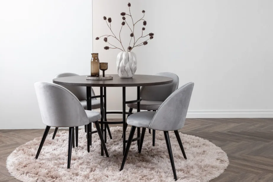 Ümmargune söögilaud Copenhagen mokkatoonis ja hallid sametkattega toolid, GR22851 – 8