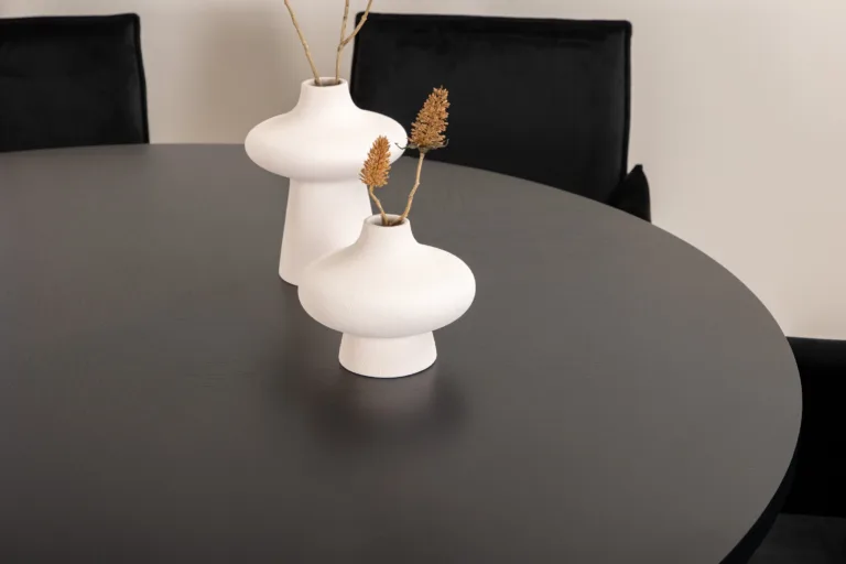 Ümmargune söögilaud Copenhagen musta viimistlusega ja Petra sametist söögitoolid (6 tk), 140 cm - GR22286