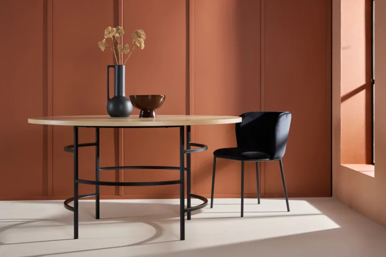 Ümmargune söögilaud Copenhagen (valge peitsiga MDF, must metall, ø140 cm) - 62031-130