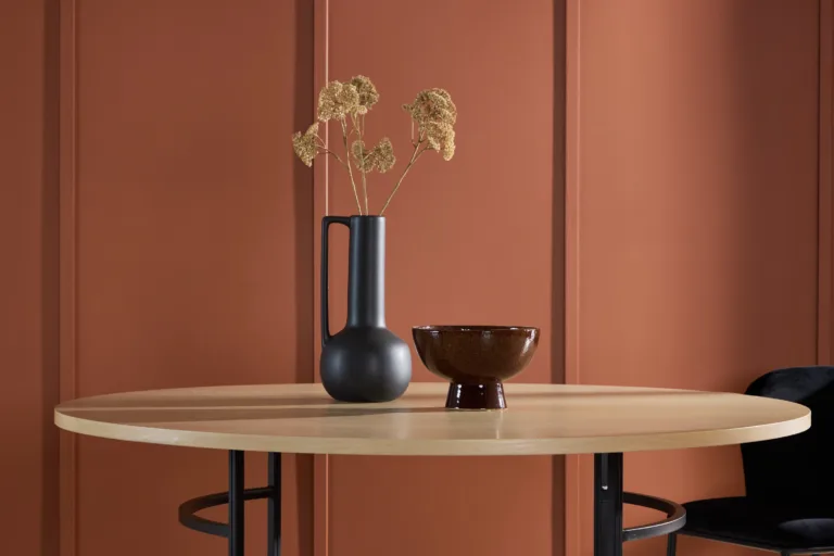 Ümmargune söögilaud Copenhagen (valge peitsiga MDF, must metall, ø140 cm) - 62031-130