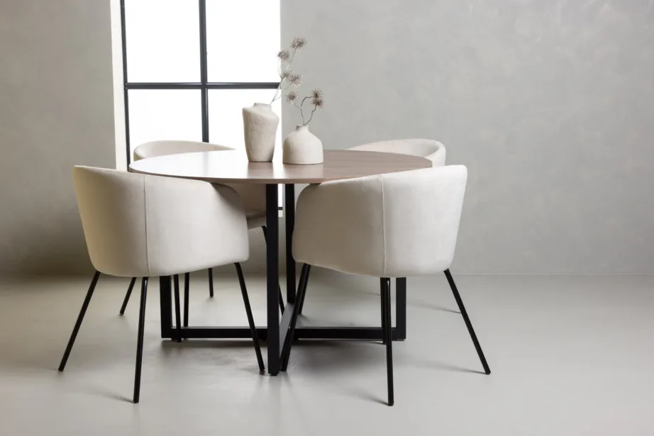 Ümmargune söögilaud Durango (pähkel, metalljalad) ja beežid sametist toolid Berit, GR22945 – 8