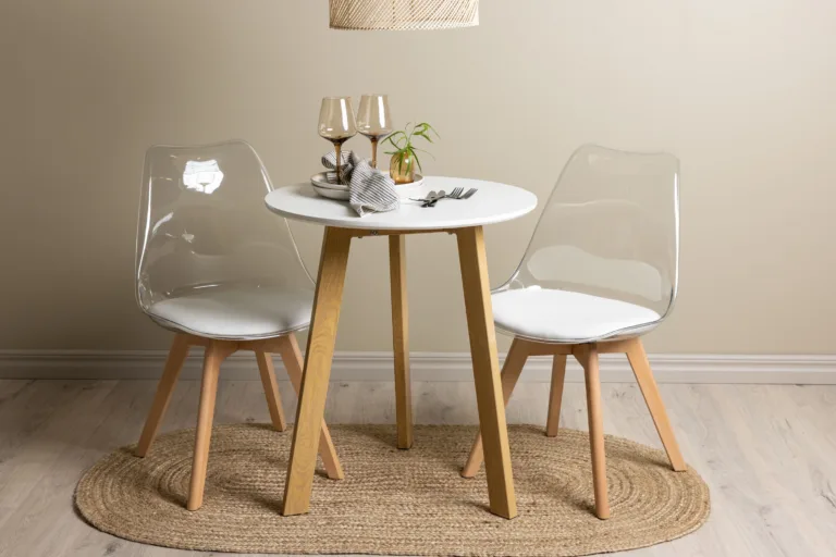 Ümmargune söögilaud Leonora koos läbipaistva Edvin tooliga (valge MDF, tammepuidutoon, ø65cm) - GR23504