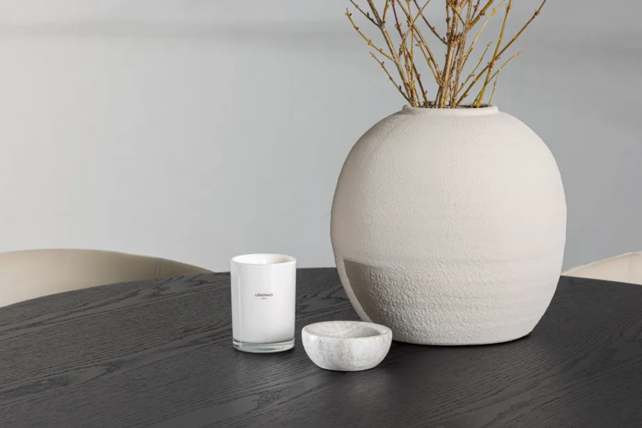 Ümmargune söögilaud Olivia musta MDF-plaadiga ja 4 beeži sametkattega tooli, GR22890 – 10