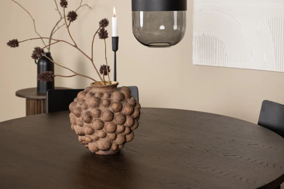 Ümmargune söögilaud Stone ja mustad toolid (mokkatoon, 120 cm), GR23029 – 10