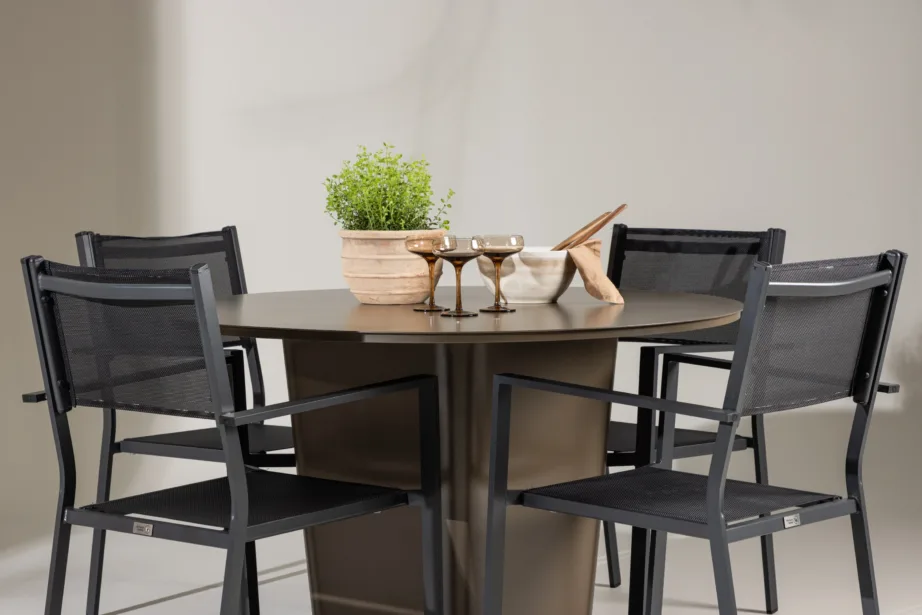 Ümmargune välimööbli söögikomplekt Santa Fe (alumiinium, pruun laud, 4 musta tooli), GR24342 – 9