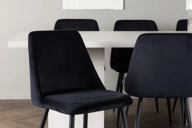 Valge peitsiga söögilaua komplekt Olga 200x90cm ja mustad sametist Night toolid (6 tk) - GR23716