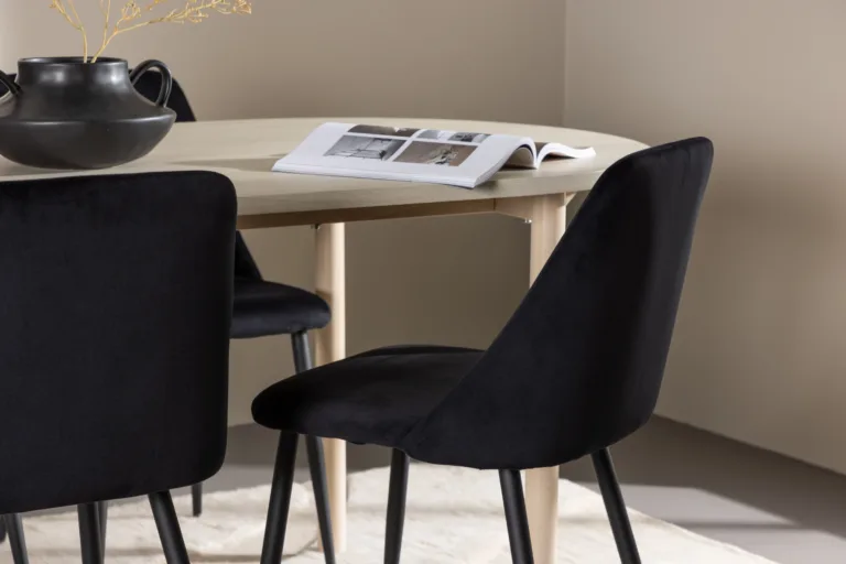 Valge peitsiga söögilauakomplekt Andy lauaga ja mustade Night toolidega (180x90 cm) - GR24489