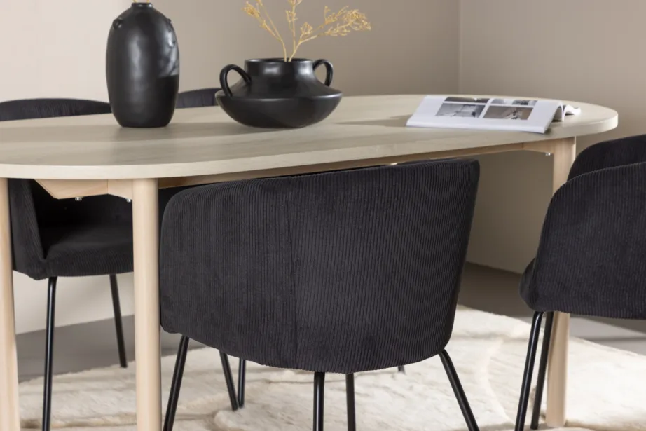 Valge peitsiga söögilaud Andy ja 4 musta kangast söögitooli Berit, GR24486 – 9