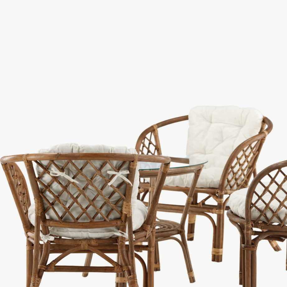 Wera rotangist lounge-komplekt: tume pähkel kaheistmeline diivan, 2 tugitooli ja ümmargune klaaslauake valgete patjadega, 2572-6011 – 5