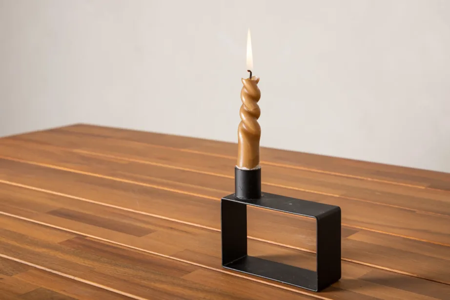 Akaatsiapuidust terrassilaud Chan (mustad terasjalad, 200×100 cm), 1453-408 – 10