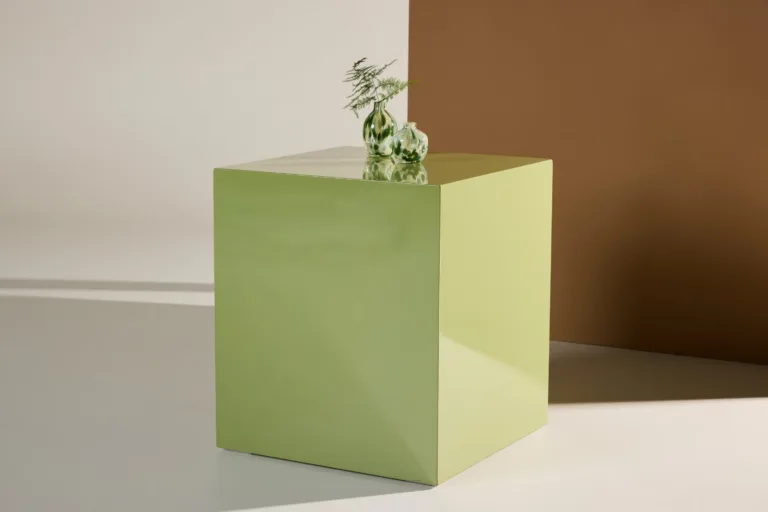 Läikiva helerohelise viimistlusega kõrgem MDF-diivanilaud York, 40×40×45 cm - 61290-225