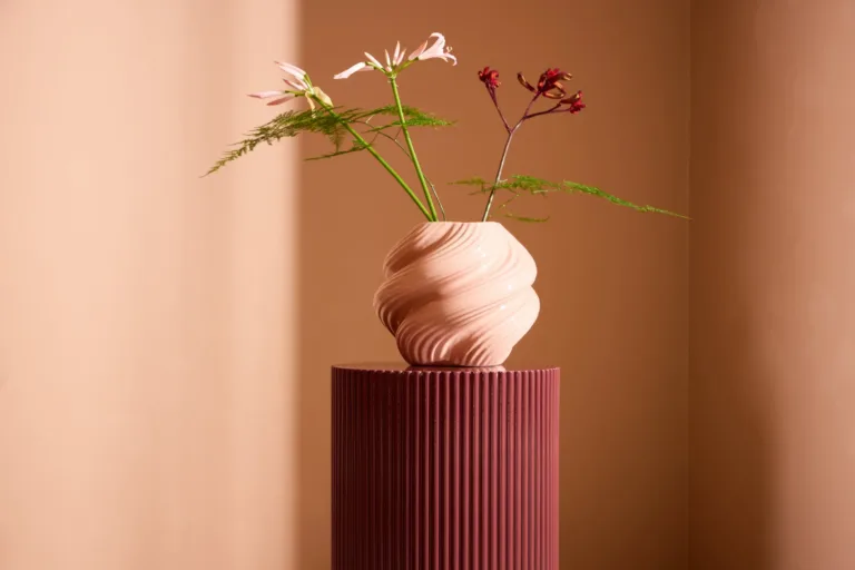 Soonilise pinnaga burgundiapunane MDF abilauake Lenox - 61291-152