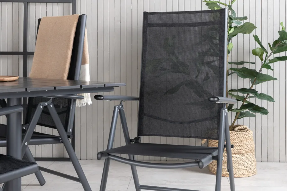 Denveri ristkülikukujuline must aiamööblikomplekt, puitplastkomposiit ja kokkupandavad toolid, GR18213 – 10