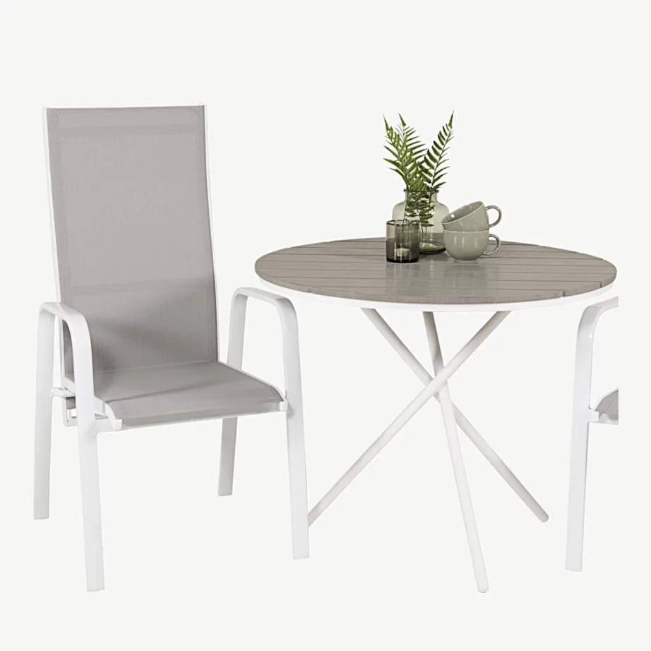 Parma ümmargune välimööblikomplekt, hall puitplastkomposiidist laud ja valgete alumiiniumraamidega toolid, GR18331 – 3