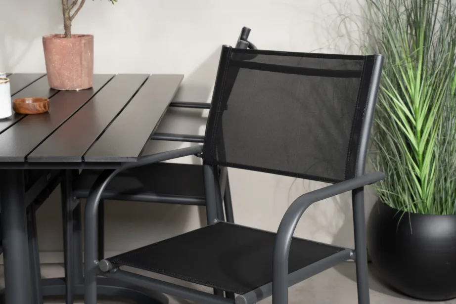 Denver ristkülikukujuline must aiamööbli komplekt (puitplastkomposiit ja alumiinium, 1 laud + 4 virnastatavat tooli), GR18609 – 8