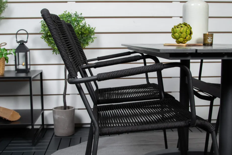 Denver ristkülikukujuline must välimööbli komplekt alumiiniumist ja puitplastkomposiidist lauaga ning polüesterköiest toolidega, GR19027 – 8