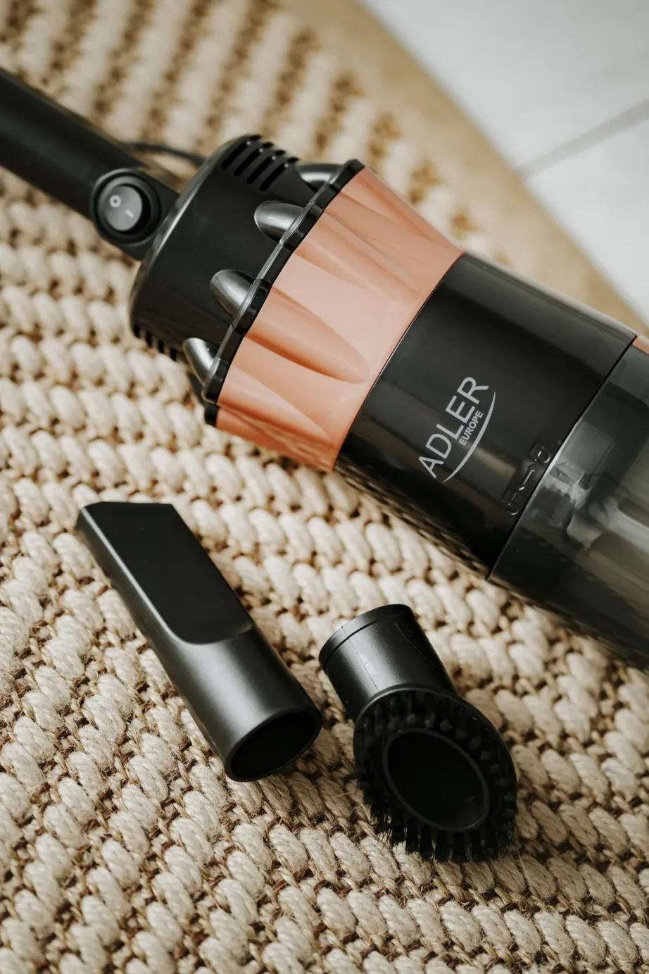 Adler AD 7049 must juhtmega 2in1 käsitolmuimeja HEPA 11 filtriga 0,8 l – 2