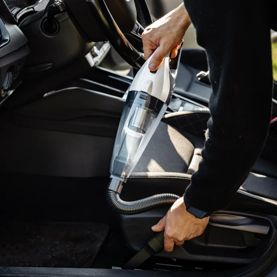 Adler AD 7059 valge/must aku ja 12V autotolmuimeja LED-valgusega – 5