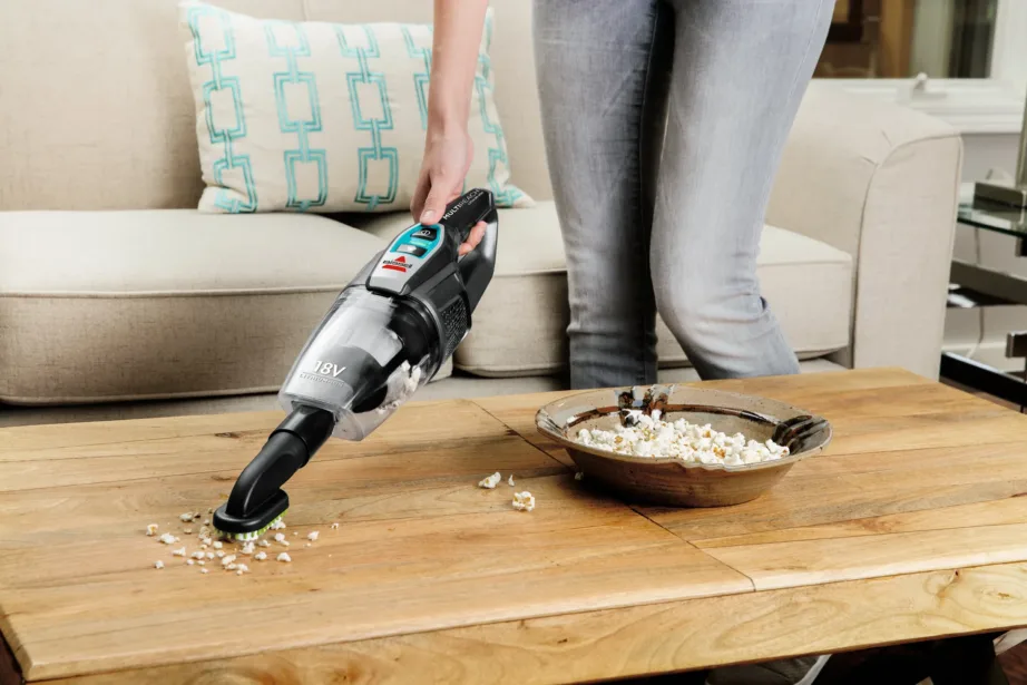 Bissell MultiReach Essential 18V must/sinine juhtmevaba varstolmuimeja ja käsitolmuimeja – 29