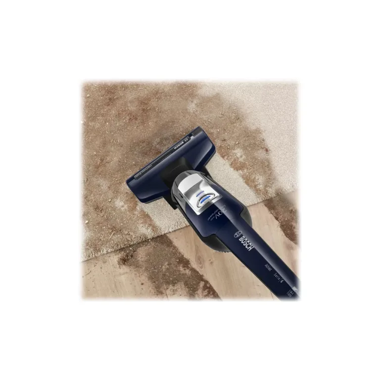 Bosch Athlet tolmuimeja puhastab vaipa
