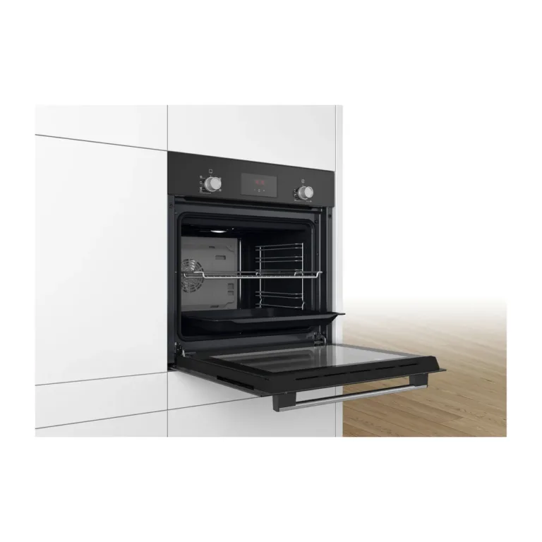 Bosch HBF133BA0 ahju sisemus avatud uksega