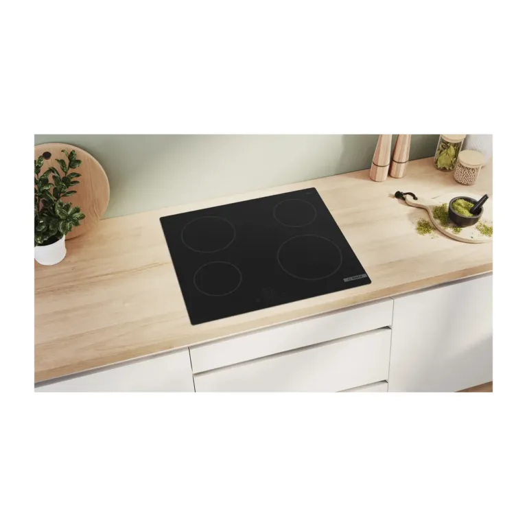 Bosch 60 cm must keraamiline pliidiplaat puutetundlik juhtimine