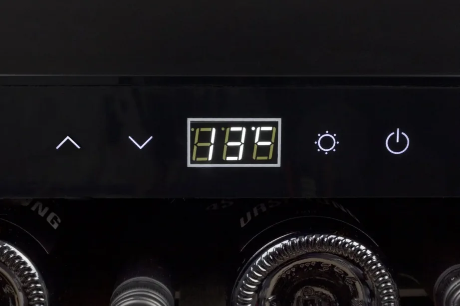 Caso WineSafe 18 EB 60 cm roostevabast terasest sisseehitatav veinijahuti, 1 tsoon, kuni 18 pudelile – 4