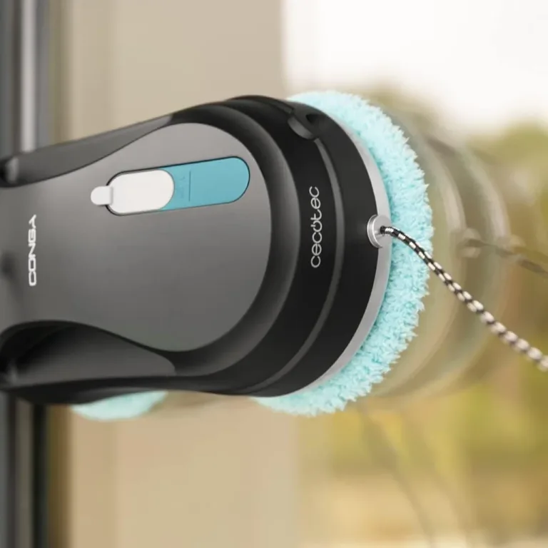 Cecotec Conga Windroid 890 aknapesurobot klaaspinnal