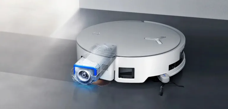 Ecovacs DEEBOT X8 OMNI eestvaade dokis