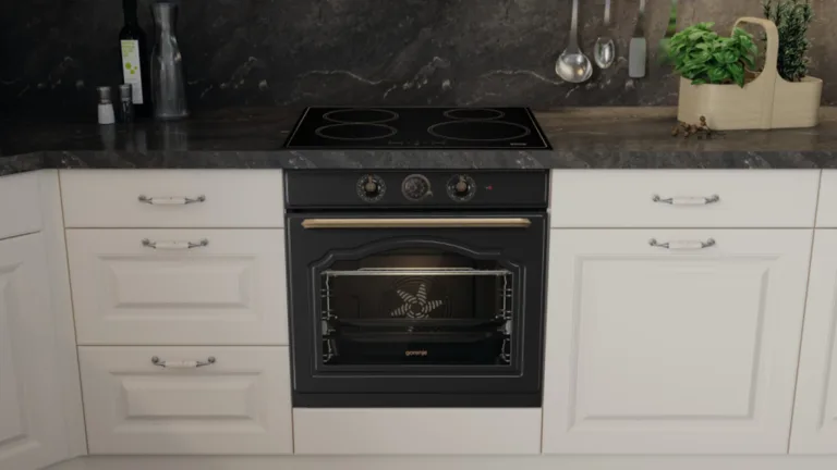 must sisseehitatav elektriahi Gorenje retro välimusena eestvaates