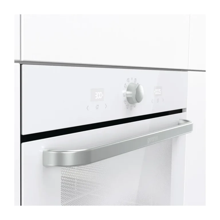 valge sisseehitatav elektriahi Gorenje köögis
